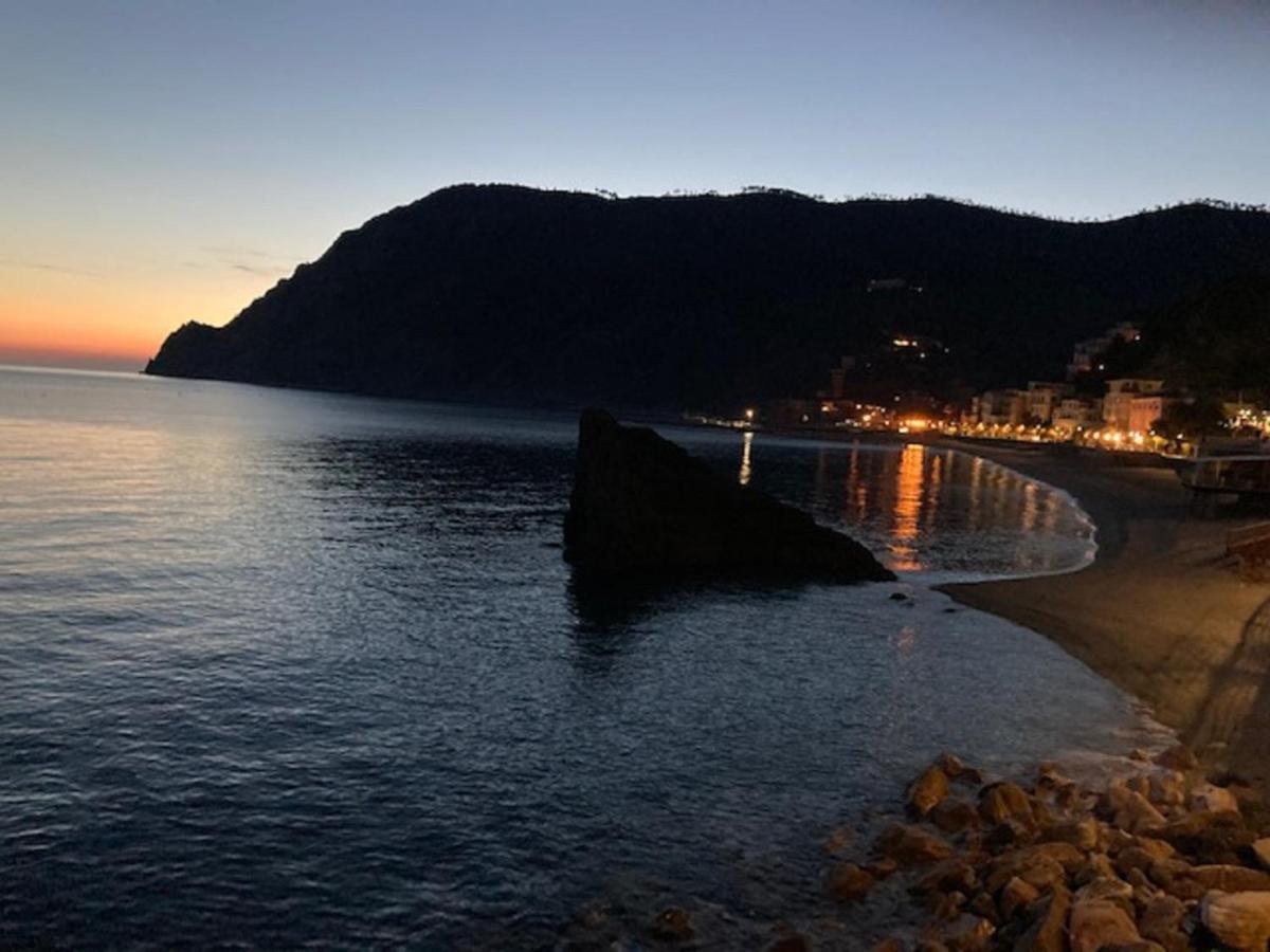 Апартаменти La Gemma Di Monterosso, In Centro Vicino Al Mare Монтероссо-аль-Маре Екстер'єр фото